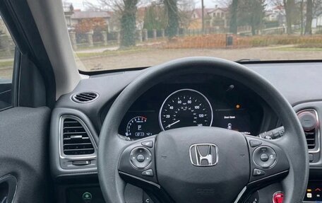 Honda HR-V II, 2022 год, 1 900 000 рублей, 10 фотография