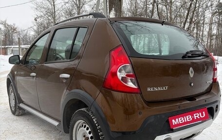 Renault Sandero I, 2014 год, 740 000 рублей, 3 фотография