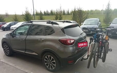 Renault Kaptur I рестайлинг, 2016 год, 1 000 000 рублей, 8 фотография