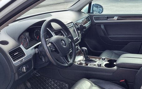 Volkswagen Touareg III, 2013 год, 2 150 000 рублей, 10 фотография