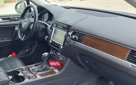 Volkswagen Touareg III, 2013 год, 2 150 000 рублей, 13 фотография