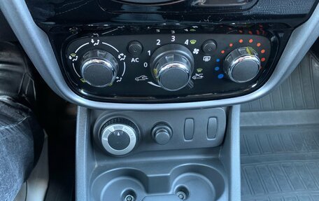 Renault Duster I рестайлинг, 2012 год, 958 000 рублей, 10 фотография