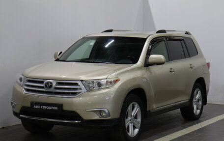 Toyota Highlander III, 2011 год, 1 814 000 рублей, 5 фотография