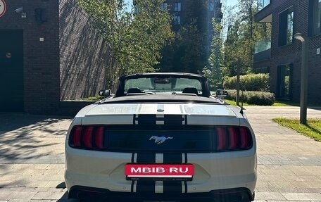 Ford Mustang VI рестайлинг, 2018 год, 3 300 000 рублей, 4 фотография