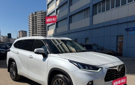 Toyota Highlander, 2025 год, 5 650 000 рублей, 10 фотография