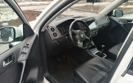 Volkswagen Tiguan I, 2013 год, 1 328 000 рублей, 10 фотография
