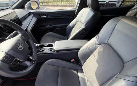 Toyota Camry, 2024 год, 3 699 000 рублей, 14 фотография