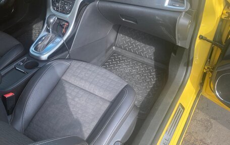 Opel Astra J, 2012 год, 930 000 рублей, 19 фотография