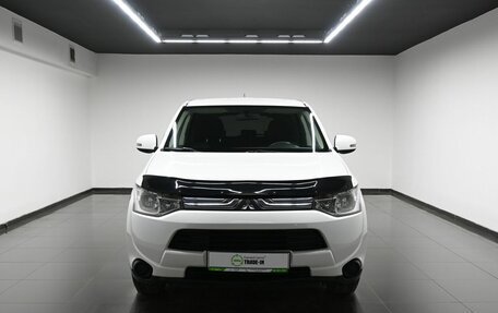 Mitsubishi Outlander III рестайлинг 3, 2012 год, 1 295 000 рублей, 3 фотография