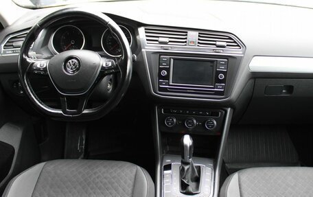 Volkswagen Tiguan II, 2017 год, 1 969 000 рублей, 12 фотография