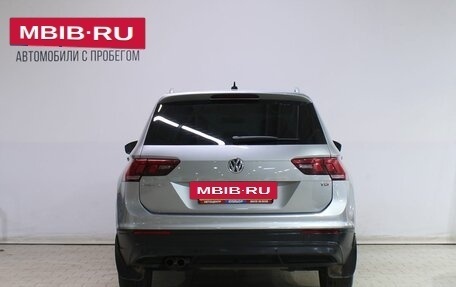 Volkswagen Tiguan II, 2017 год, 1 969 000 рублей, 6 фотография