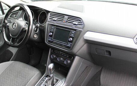 Volkswagen Tiguan II, 2017 год, 1 969 000 рублей, 22 фотография