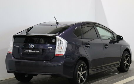 Toyota Prius, 2011 год, 1 045 000 рублей, 4 фотография