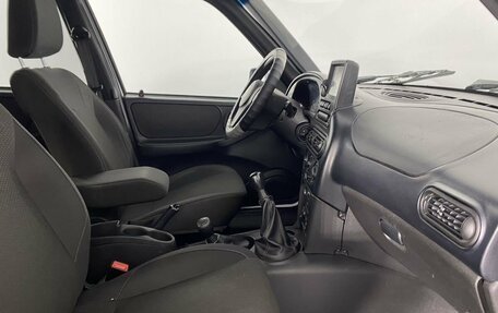 Chevrolet Niva I рестайлинг, 2019 год, 875 000 рублей, 5 фотография