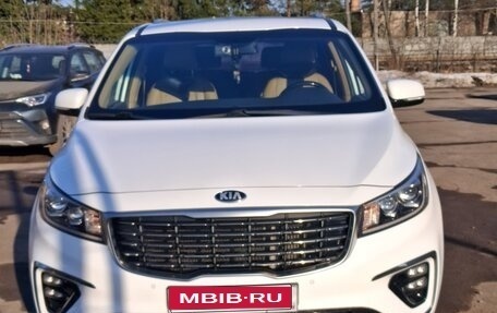 KIA Carnival III, 2018 год, 3 200 000 рублей, 1 фотография