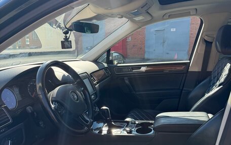 Volkswagen Touareg III, 2017 год, 3 999 999 рублей, 4 фотография