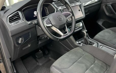 Volkswagen Tiguan II, 2021 год, 4 100 000 рублей, 5 фотография