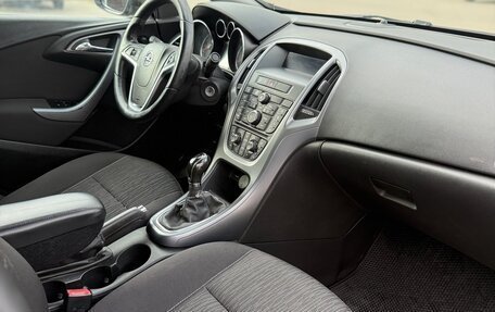 Opel Astra J, 2014 год, 800 000 рублей, 14 фотография