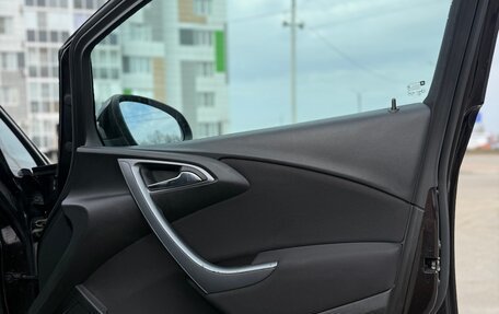 Opel Astra J, 2014 год, 800 000 рублей, 13 фотография