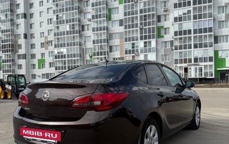 Opel Astra J, 2014 год, 800 000 рублей, 5 фотография