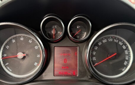 Opel Astra J, 2014 год, 800 000 рублей, 17 фотография