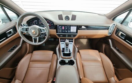 Porsche Cayenne III, 2019 год, 7 290 000 рублей, 11 фотография