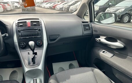 Toyota Auris II, 2011 год, 1 079 000 рублей, 17 фотография