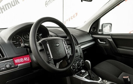 Land Rover Freelander II рестайлинг 2, 2011 год, 1 640 000 рублей, 10 фотография