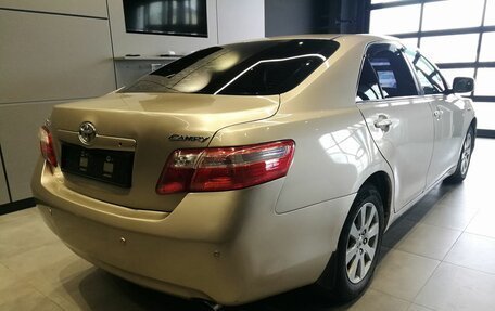 Toyota Camry, 2008 год, 980 000 рублей, 7 фотография
