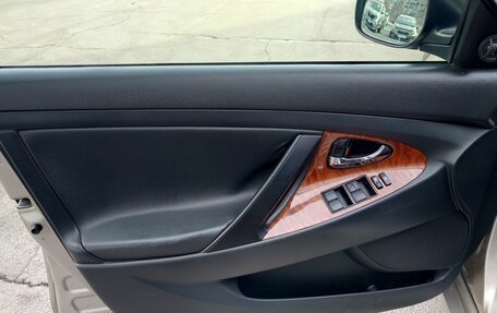 Toyota Camry, 2008 год, 980 000 рублей, 11 фотография