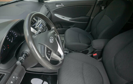 Hyundai Solaris II рестайлинг, 2014 год, 775 000 рублей, 9 фотография