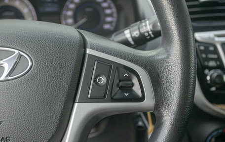 Hyundai Solaris II рестайлинг, 2014 год, 775 000 рублей, 12 фотография