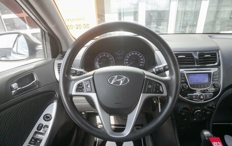 Hyundai Solaris II рестайлинг, 2014 год, 775 000 рублей, 10 фотография