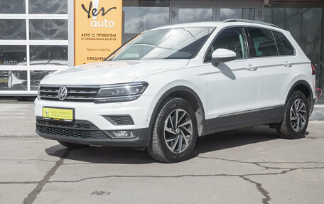 Volkswagen Tiguan II, 2018 год, 2 198 000 рублей, 2 фотография