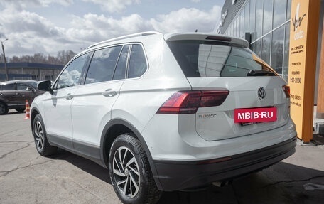 Volkswagen Tiguan II, 2018 год, 2 198 000 рублей, 5 фотография