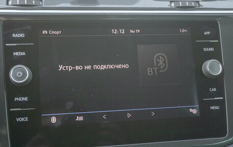 Volkswagen Tiguan II, 2018 год, 2 198 000 рублей, 15 фотография