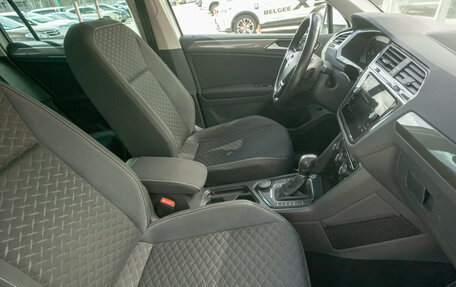 Volkswagen Tiguan II, 2018 год, 2 198 000 рублей, 20 фотография