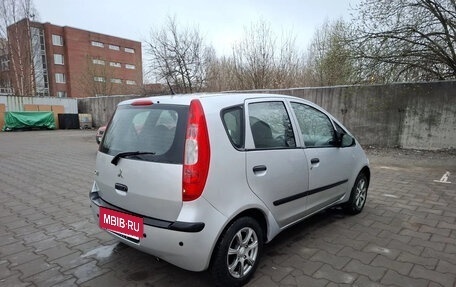 Mitsubishi Colt VI рестайлинг, 2004 год, 240 000 рублей, 3 фотография