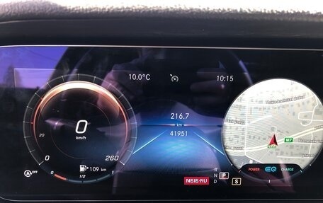 Mercedes-Benz CLS, 2021 год, 4 750 000 рублей, 12 фотография