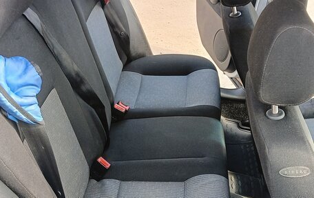 Volkswagen Golf IV, 2003 год, 450 000 рублей, 16 фотография