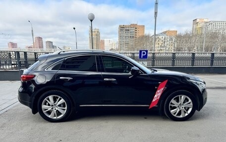 Infiniti QX70, 2015 год, 2 790 000 рублей, 6 фотография