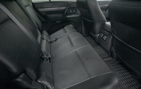 Mitsubishi Pajero IV, 2015 год, 2 498 000 рублей, 17 фотография