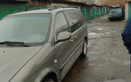 KIA Carnival III, 2004 год, 450 000 рублей, 2 фотография