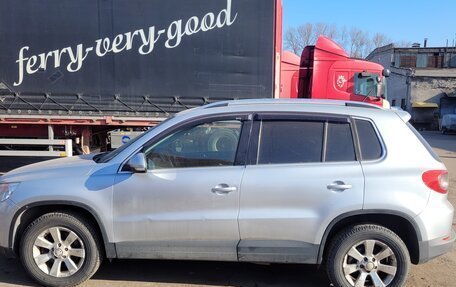 Volkswagen Tiguan I, 2010 год, 650 000 рублей, 2 фотография