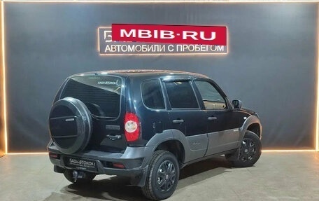 Chevrolet Niva I рестайлинг, 2017 год, 790 000 рублей, 4 фотография