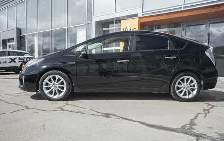 Toyota Prius, 2014 год, 1 145 000 рублей, 5 фотография