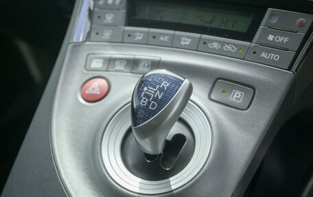 Toyota Prius, 2014 год, 1 145 000 рублей, 15 фотография