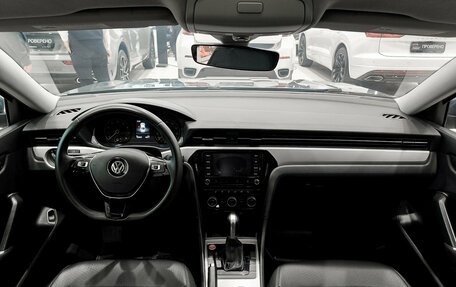 Volkswagen Passat B8 рестайлинг, 2020 год, 1 390 000 рублей, 17 фотография