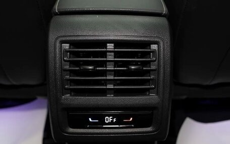 Volkswagen Golf VIII, 2022 год, 2 300 000 рублей, 18 фотография