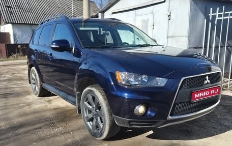 Mitsubishi Outlander III рестайлинг 3, 2011 год, 1 585 000 рублей, 1 фотография